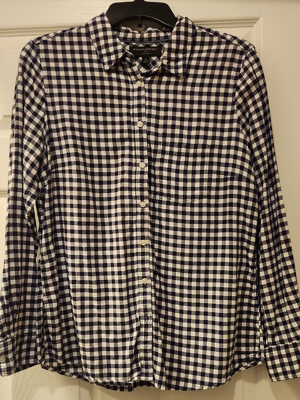 Ladies Banana Republic Black and White Gingham Button-Down Shirt